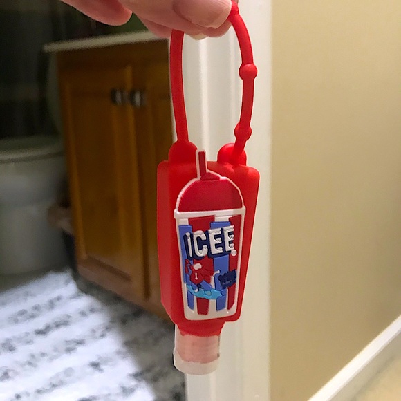 🆕RARE/HTF ICEE-COCA-COLA POCKETBAC HANDSANITIZER - Picture 2 of 5